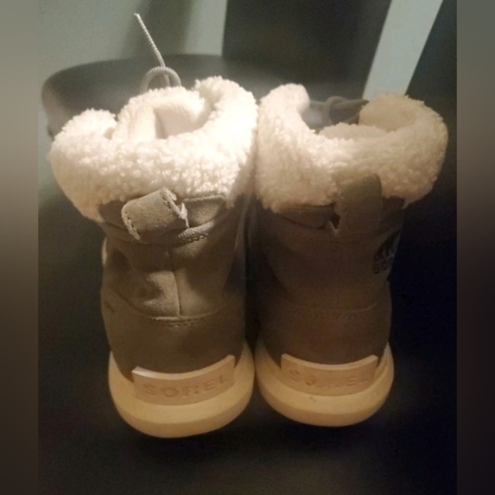 Sorel Waterproof Boots Women's Sz 8 Grey Off-white Lightweight Winter Boots - Picture 10 of 16